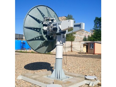 Антенная система 2.5 м 1-18 ГГц полноповоротная